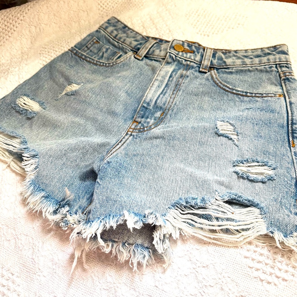 Zara Light Blue Distressed Denim Jean Shorts Size 4